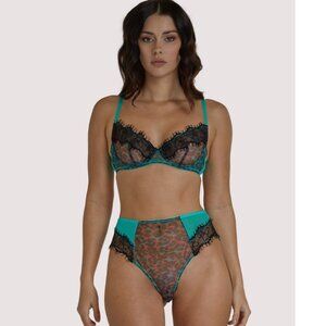 NWT Teal/Mint Green Animal Print Lace Lingerie Set